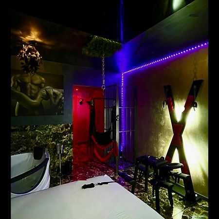 Love Room Bucureşti Eksteriør bilde